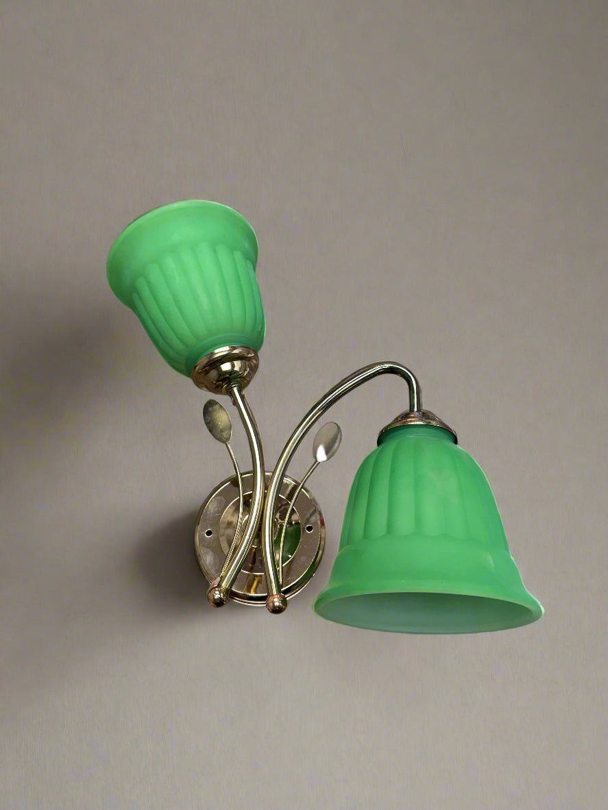 Emerald Green Elegance Wall Lamp
