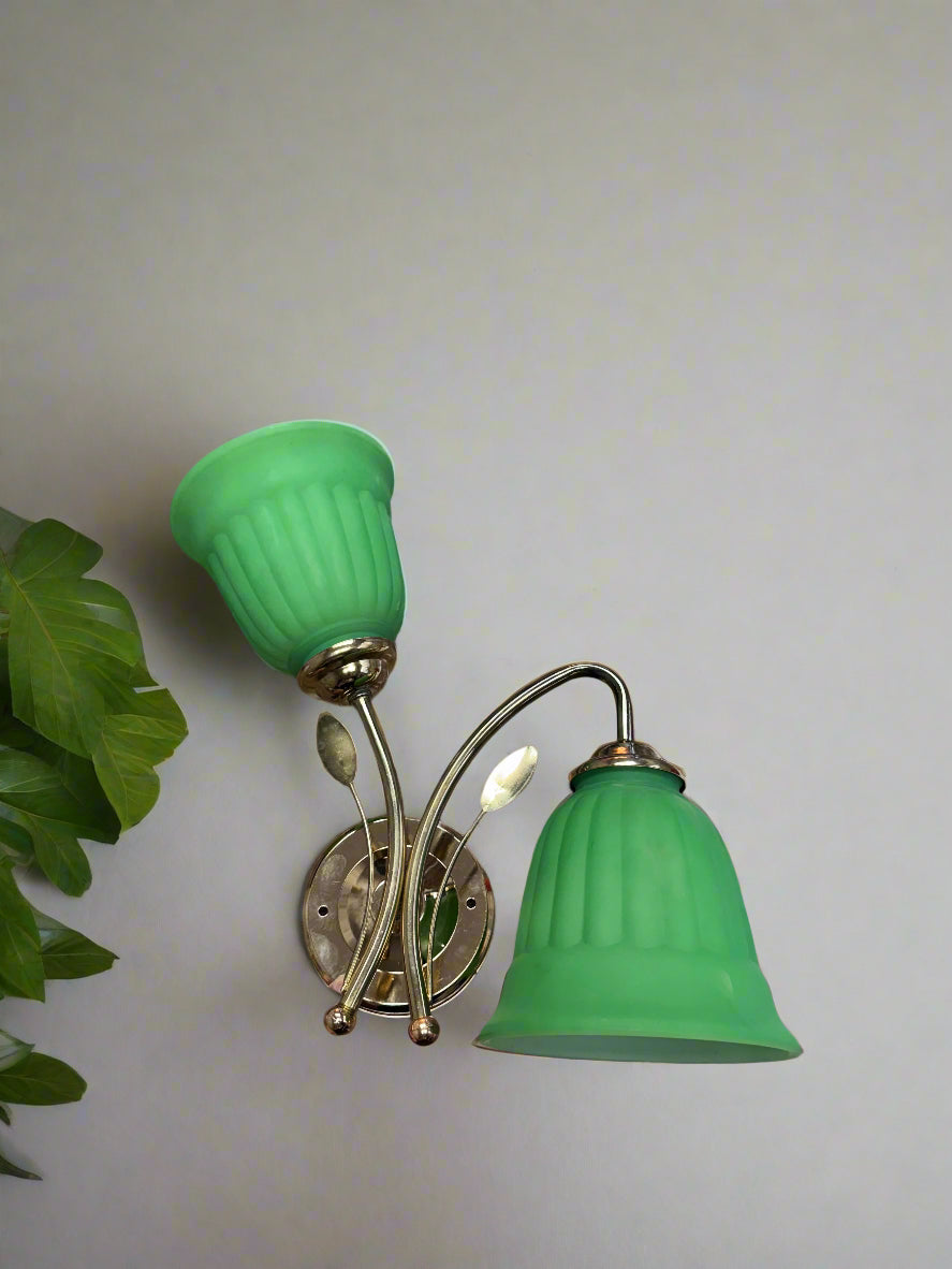 Emerald Green Elegance Wall Lamp