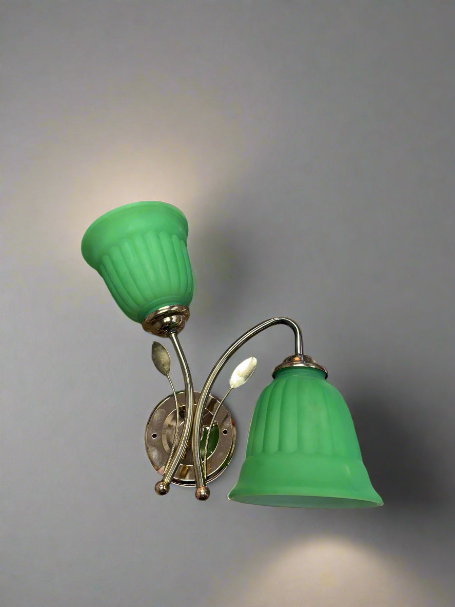 Emerald Green Elegance Wall Lamp